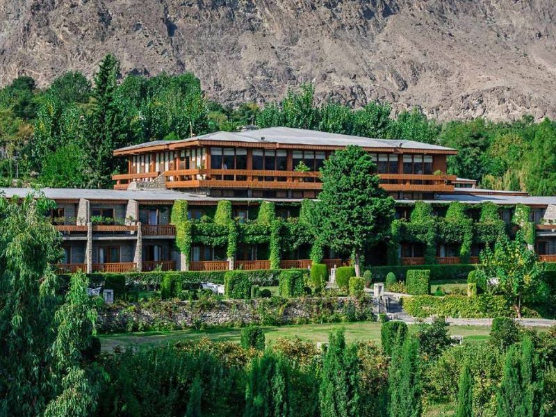 Отель Gilgit Serena
